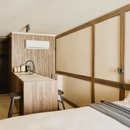 Lejlighed Double Room With Stairs